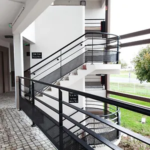 ** Hotel Kyriad Direct Clermont Ferrand Nord Frankrijk